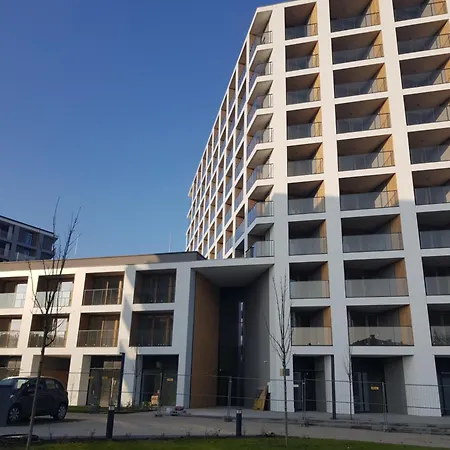 Hamba Cosmos- Self Check-in, 24h , Vat, Parking *